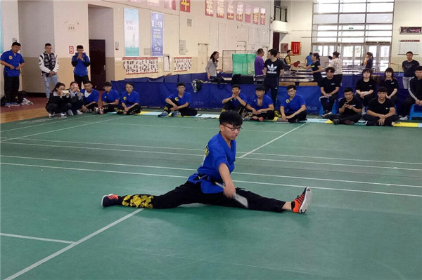 B62C071A98E7887820591BCF58960D06.jpg B62C071A98E7887820591BCF58960D06.jpg